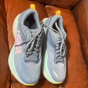 Hoka Bondi 8 Women's Running Shoes. Size 8. Excellent condition. Beautiful color